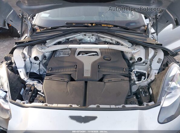 SD7VUJBW3PTV08425 2023 ASTON MARTIN DBX Silver Հետևի տեսք