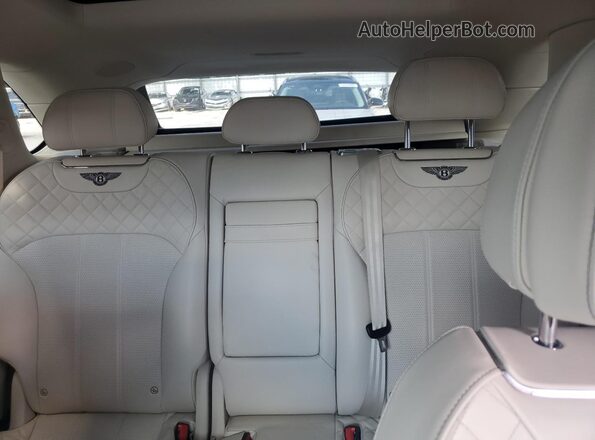 SJAAC2ZV2HC014788 2017 BENTLEY BENTAYGA Blue Vista de los asientos traseros