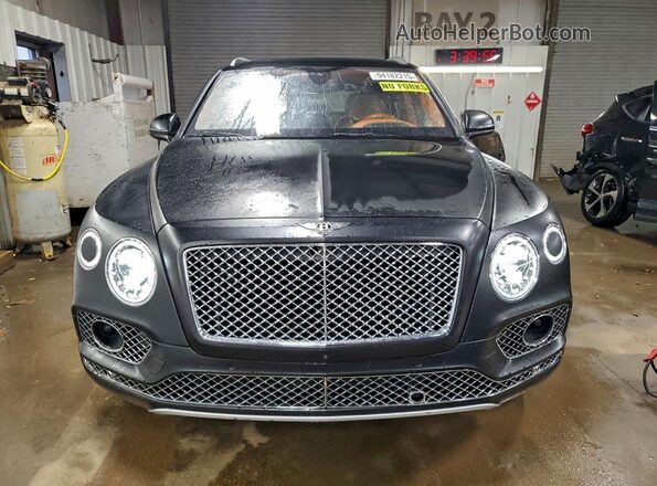 SJAAC2ZV9HC012682 2017 BENTLEY BENTAYGA Черный Вид спереди