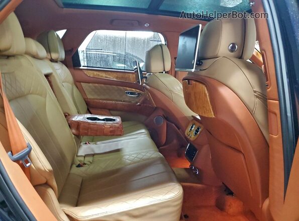 SJAAC2ZV9HC012682 2017 BENTLEY BENTAYGA Черный Вид задних сидений