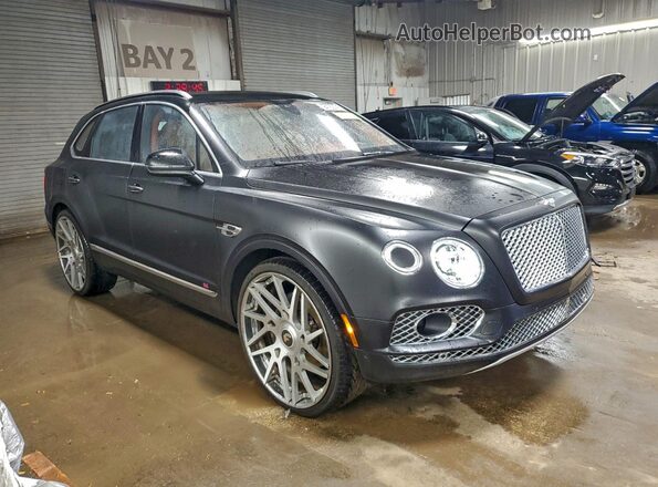 SJAAC2ZV9HC012682 2017 BENTLEY BENTAYGA Черный Передняя правая четверть