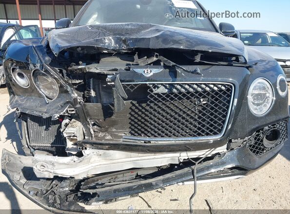 SJAAM2ZV1KC025026 2019 BENTLEY BENTAYGA Black ხელსაწყოთა პანელის ხედი