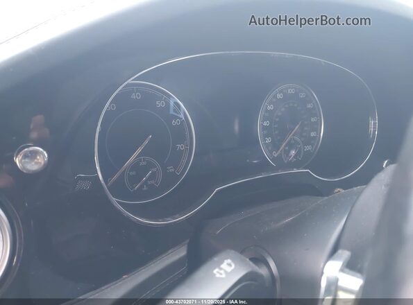 SJAAM2ZV5KC027054 2019 BENTLEY BENTAYGA Black Widok tylnych siedzeń