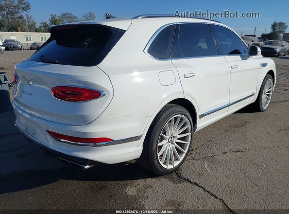 SJAAM2ZV7MC033750 2021 BENTLEY BENTAYGA White Trasero derecho