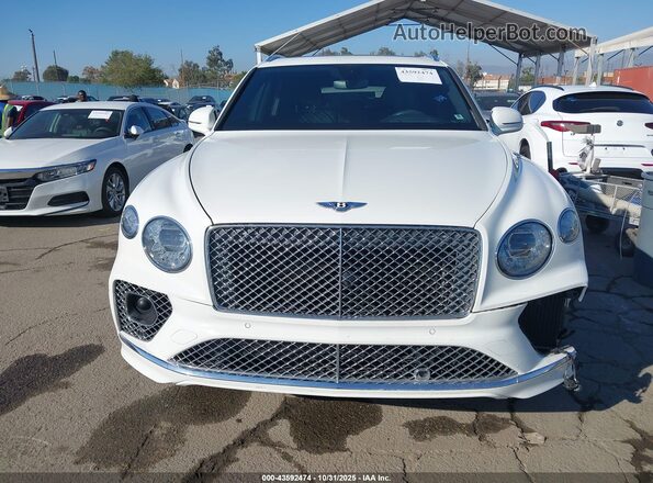 SJAAM2ZV7MC033750 2021 BENTLEY BENTAYGA White Vista interior trasera