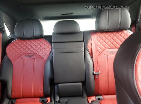SJAAM2ZVXMC034004 2021 BENTLEY BENTAYGA White Widok tylnych siedzeń