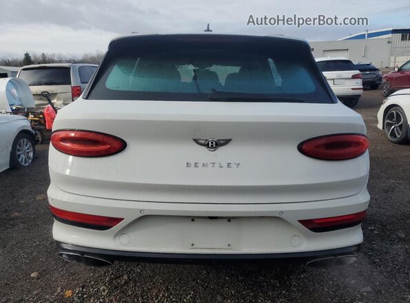 SJAAM2ZVXMC034004 2021 BENTLEY BENTAYGA White Widok z tyłu