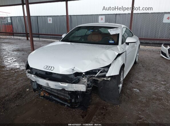 TRUC5AFV6G1022182 2016 AUDI TT White Vista tres cuartos delantera izquierda