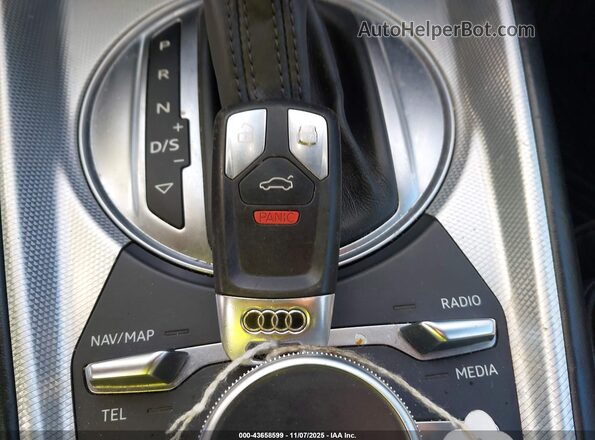 TRUT5CFV2G1027469 2016 AUDI TT Black Առջևի վահանակի տեսք