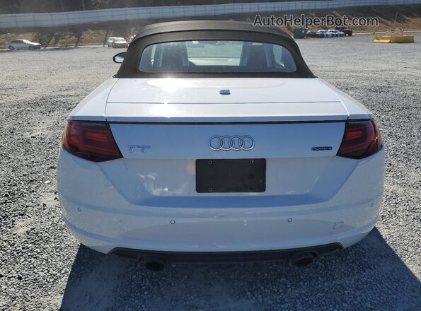 TRUT5CFV4H1010786 2017 AUDI TT White Rear view