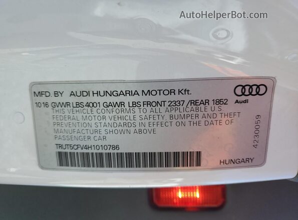 TRUT5CFV4H1010786 2017 AUDI TT White Engine compartment view