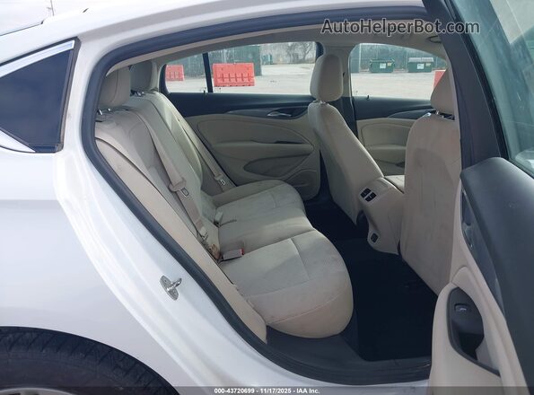 W04GL6SX8J1061458 2018 BUICK REGAL White VIN sticker view
