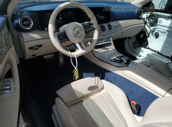 W1K1K5JB6MF159223 2021 MERCEDES-BENZ E White Vista del salpicadero