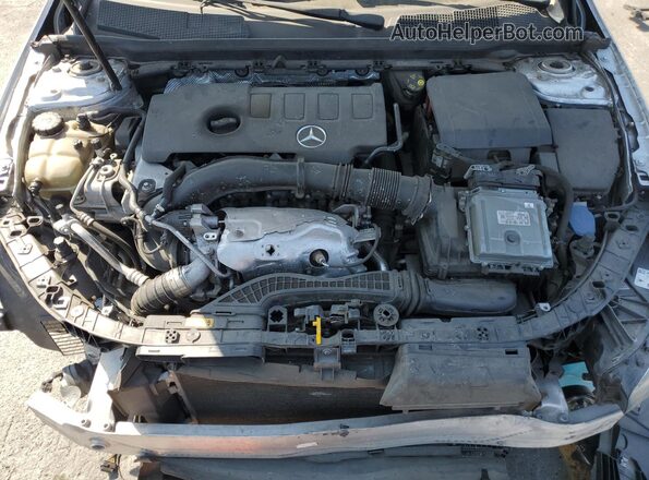 W1K3G4EB1LW047748 2020 MERCEDES-BENZ A Серебряный Вид задней части салона