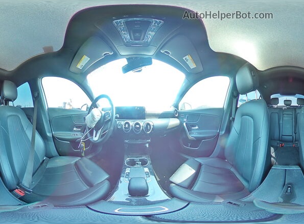W1K3G4EB1LW047748 2020 MERCEDES-BENZ A Серебряный Панорамный вид салона 360°
