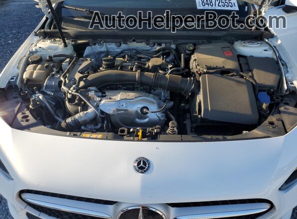 W1K3G4EB7LJ201392 2020 MERCEDES-BENZ A White Widok wnętrza z tyłu