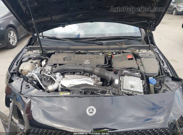 W1K3G4EB7MJ272660 2021 MERCEDES-BENZ A 220 Black Вид ззаду