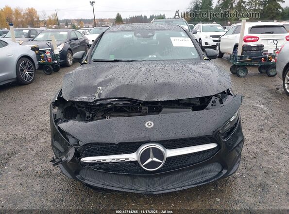W1K3G4EBXMJ284835 2021 MERCEDES-BENZ A 220 Black Widok wnętrza z tyłu