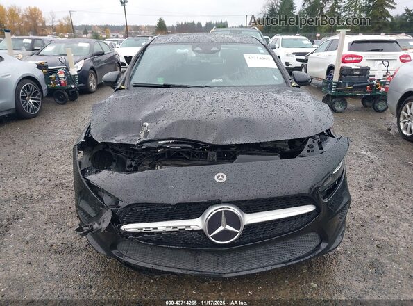 W1K3G4EBXMJ284835 2021 MERCEDES-BENZ A 220 Black Widok z przodu