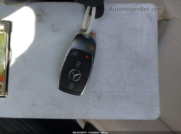 W1K3G4EBXNJ361575 2022 MERCEDES-BENZ A 220 White Dashboard view