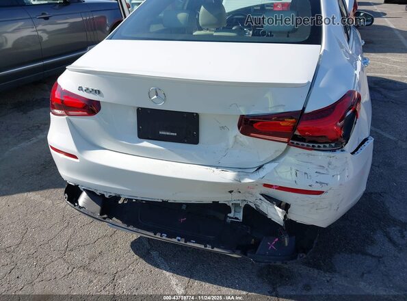 W1K3G4EBXNJ361575 2022 MERCEDES-BENZ A 220 White Front view