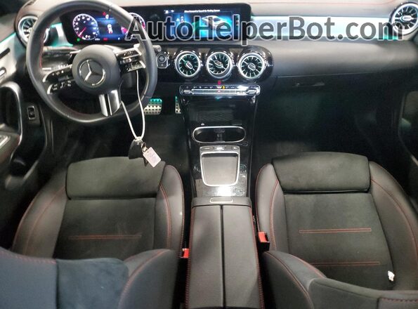 W1K5J4HB7RN472329 2024 MERCEDES-BENZ CLA-CLASS White Vista del salpicadero