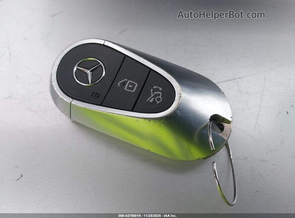 W1KAF4GB9PR073221 2023 MERCEDES-BENZ C-CLASS White 
