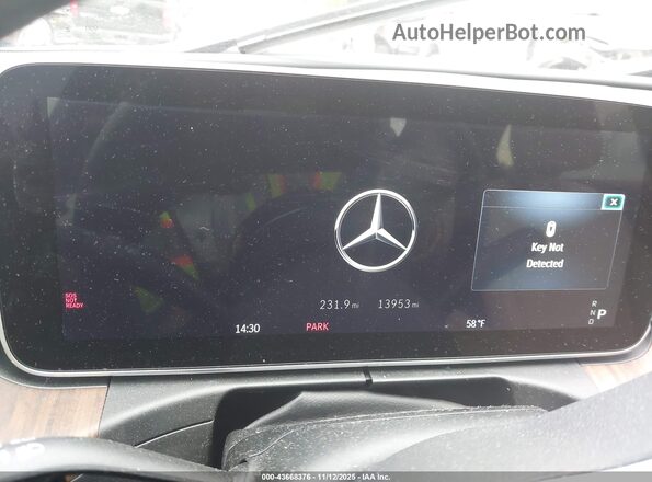 W1KAF4HB0PR134650 2023 MERCEDES-BENZ C-CLASS White Vista de los asientos traseros