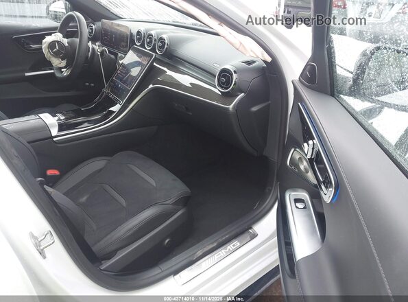 W1KAF8ABXRR199994 2024 MERCEDES-BENZ AMG C 63 Black Widok wnętrza z przodu
