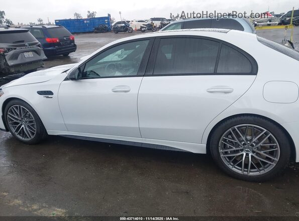 W1KAF8ABXRR199994 2024 MERCEDES-BENZ AMG C 63 Black Widok wnętrza 360 stopni