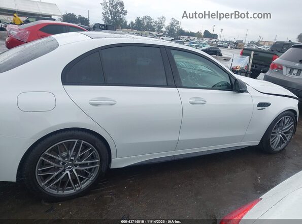 W1KAF8ABXRR199994 2024 MERCEDES-BENZ AMG C 63 Black Widok wnętrza z tyłu