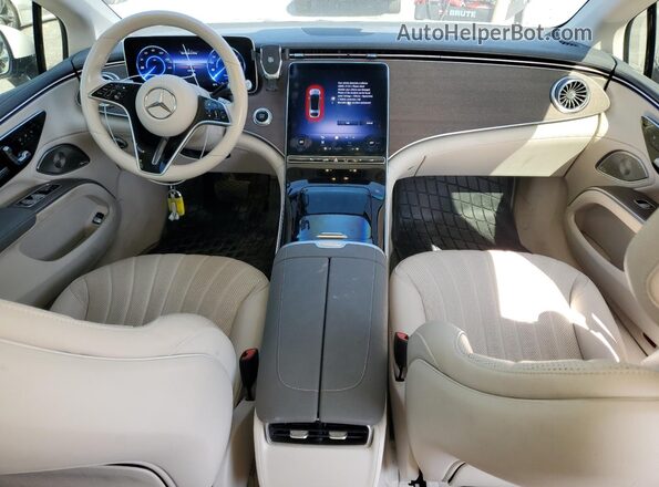 W1KCG2DB2NA014490 2022 MERCEDES-BENZ EQS Silver Առջևի վահանակի տեսք