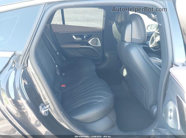 W1KCG2EB6PA038101 2023 MERCEDES-BENZ EQS 450 Black Vista de los asientos traseros