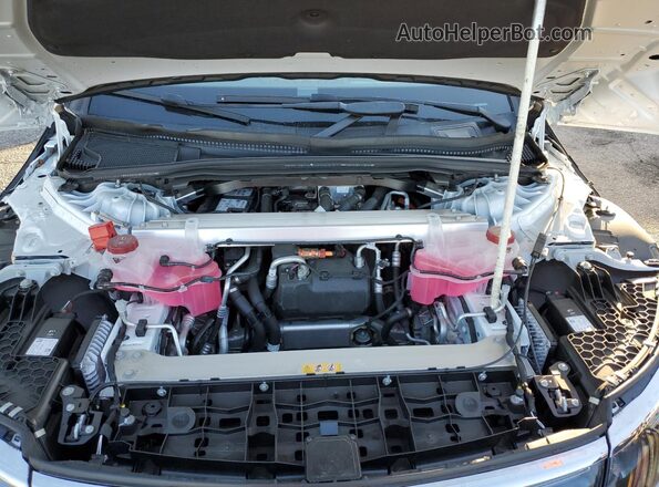 W1KCG2EB8RA049362 2024 MERCEDES-BENZ EQS White Widok wnętrza z tyłu
