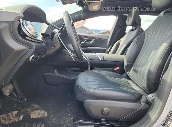 W1KCG4EB9NA006302 2022 MERCEDES-BENZ EQS Gray Вид салону спереду