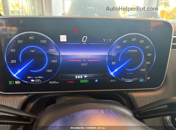 W1KEG2BB5RF057984 2024 MERCEDES-BENZ EQE 350+ Black Vista del cuadro de instrumentos