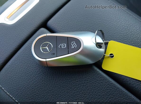 W1KEG2CB7PF034475 2023 MERCEDES-BENZ EQE 500 Black Vista del salpicadero