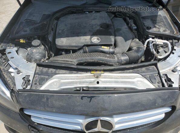 W1KWF8EB3MR638610 2021 MERCEDES-BENZ C Black Vista interior trasera