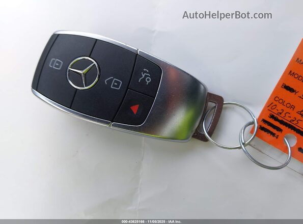 W1KWF8EB4MR635599 2021 MERCEDES-BENZ C-CLASS Black Vista del salpicadero