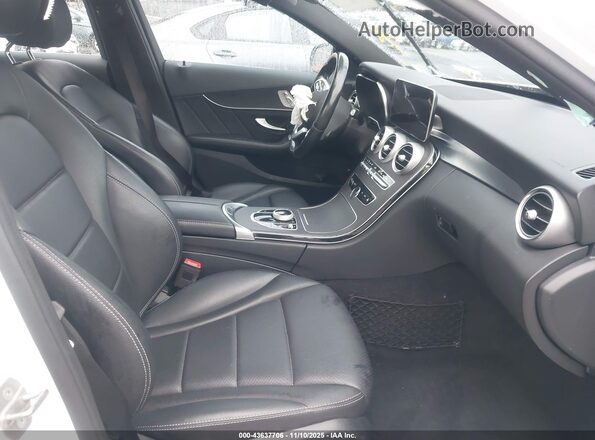 W1KWF8EB7MR647844 2021 MERCEDES-BENZ C-CLASS White Вид салону спереду