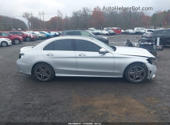 W1KWF8EBXMR616815 2021 MERCEDES-BENZ C-CLASS Silver Widok wnętrza z tyłu