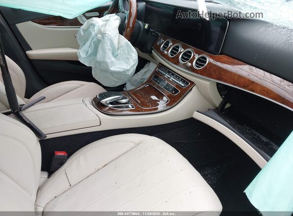 W1KZF6JB7LA837616 2020 MERCEDES-BENZ E-CLASS Black Vista interior delantera