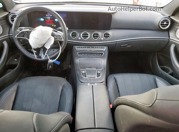 W1KZF8DB3MA893853 2021 MERCEDES-BENZ E Gray Widok deski rozdzielczej