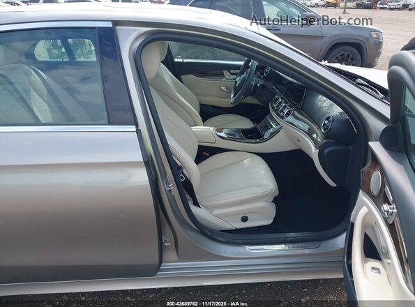 W1KZF8DB3NB080377 2022 MERCEDES-BENZ E-CLASS Gray Вид салону спереду