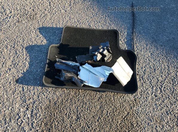 W1KZF8DB9MA913409 2021 MERCEDES-BENZ E Black Widok komory silnika