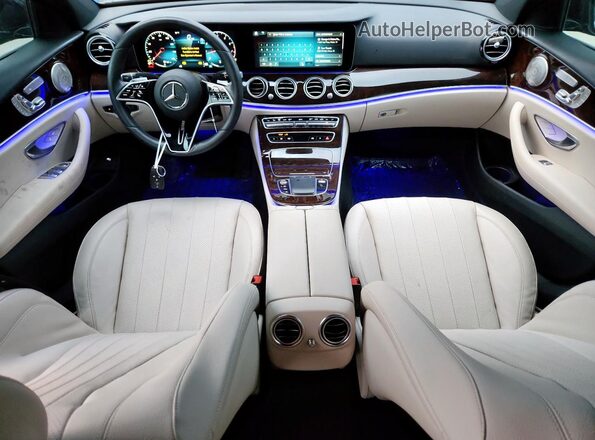 W1KZF8DB9NB033855 2022 MERCEDES-BENZ E Black Widok deski rozdzielczej