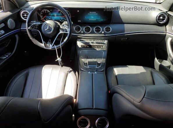 W1KZF8DB9NB054141 2022 MERCEDES-BENZ E Black Вид панелі приладів
