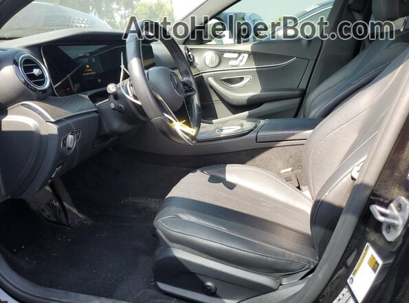 W1KZF8DB9NB068864 2022 MERCEDES-BENZ E Black წინა სალონის ხედი