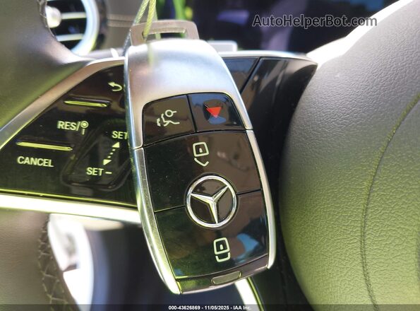 W1KZF8EB1PB176381 2023 MERCEDES-BENZ E-CLASS Белый Вид панели приборов
