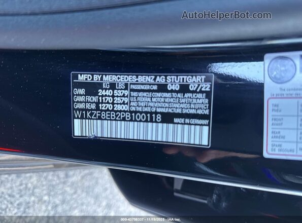 W1KZF8EB2PB100118 2023 MERCEDES-BENZ E-CLASS Black Vista del compartimento del motor